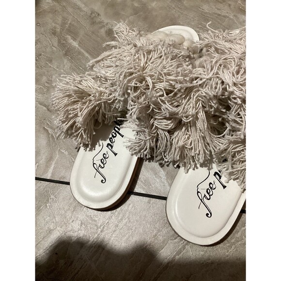 Free People Fringe Boho Pom Pom Venus At Night Slides Sandals White 37 - Picture 5 of 8